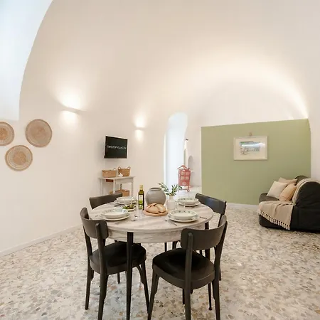 Auriga-elegance In Modugno Apartamento